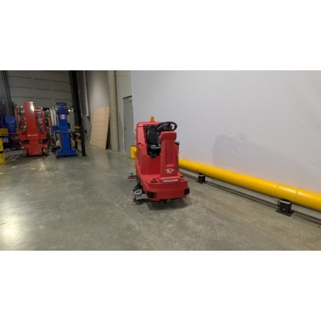 NEUWERTH Logistics SA - Rcm - GIGA 902 - Autolaveuse NEUWERTH Logistics SA - Rcm - GIGA 902 - Autolaveuse