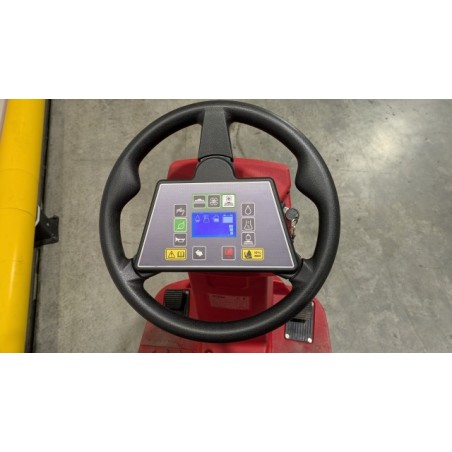 NEUWERTH Logistics SA - Rcm - GIGA 702R - Autolaveuse NEUWERTH Logistics SA - Rcm - GIGA 702R - Autolaveuse