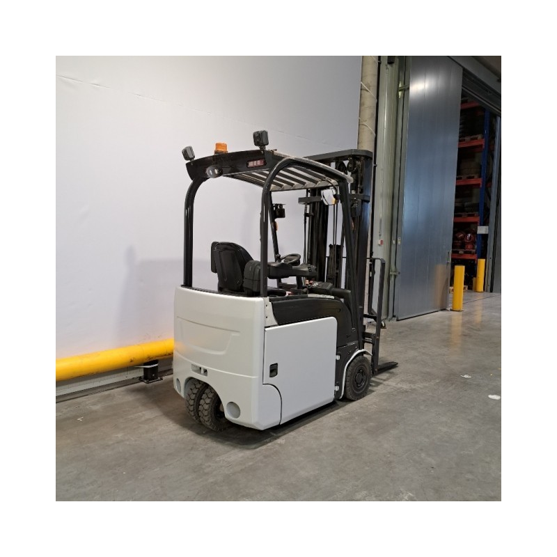 NEUWERTH Logistics SA - Atlet - TX3-15S - Chariot-élévateur électrique NEUWERTH Logistics SA - Atlet - TX3-15S - Chariot-élévateur électrique