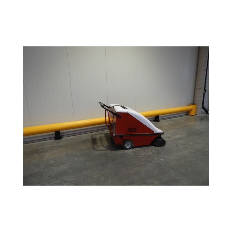NEUWERTH Logistics SA - Rcm - R 700 E - Balayeuse NEUWERTH Logistics SA - Rcm - R 700 E - Balayeuse