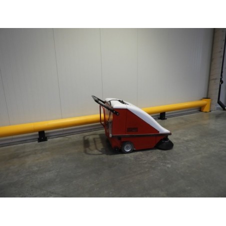 NEUWERTH Logistics SA - Rcm - R 700 E - Balayeuse NEUWERTH Logistics SA - Rcm - R 700 E - Balayeuse