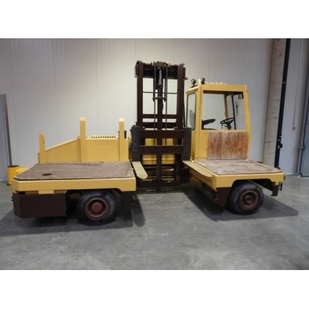 NEUWERTH Logistics SA - Bp - KH t 4 U - Chariot-élévateur latéral NEUWERTH Logistics SA - Bp - KH t 4 U - Chariot-élévateur latéral