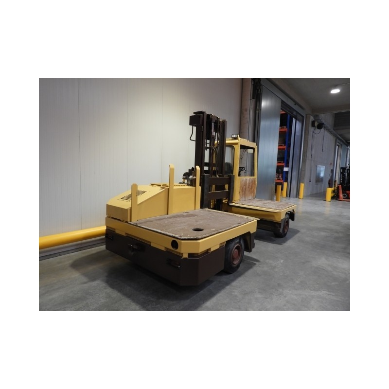 NEUWERTH Logistics SA - Bp - KH t 4 U - Chariot-élévateur latéral NEUWERTH Logistics SA - Bp - KH t 4 U - Chariot-élévateur latéral
