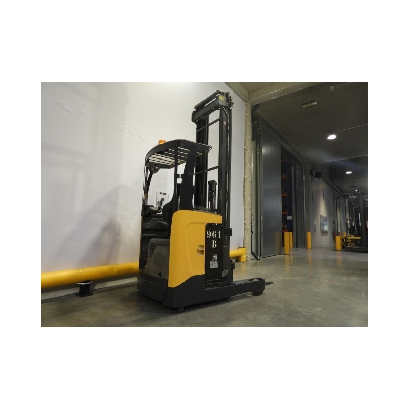 NEUWERTH Logistics SA - Atlet - UMS 160 - Chariot à mât retractable NEUWERTH Logistics SA - Atlet - UMS 160 - Chariot à mât retractable