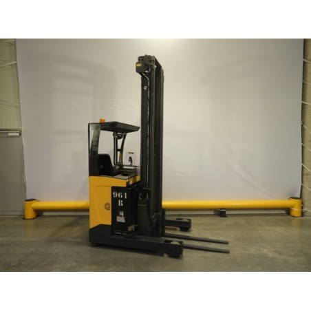 NEUWERTH Logistics SA - Atlet - UMS 160 - Chariot à mât retractable NEUWERTH Logistics SA - Atlet - UMS 160 - Chariot à mât retractable