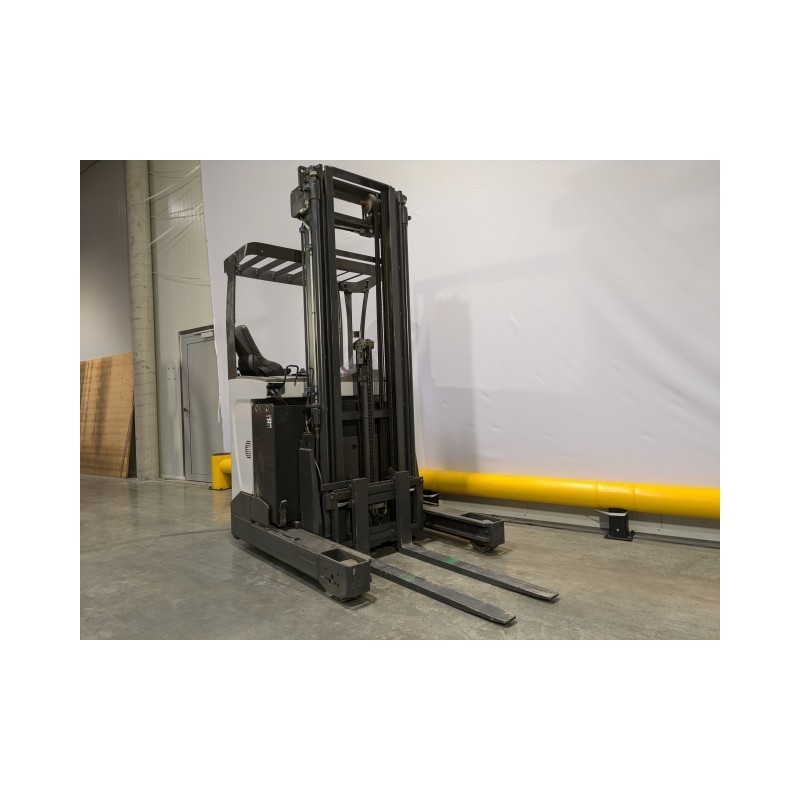 NEUWERTH Logistics SA - Nissan - ums 160 - Chariot à mât retractable NEUWERTH Logistics SA - Nissan - ums 160 - Chariot à mât retractable