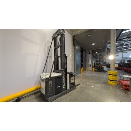 NEUWERTH Logistics SA - Atlet - EPH 125 - Préparateur de commandes NEUWERTH Logistics SA - Atlet - EPH 125 - Préparateur de commandes