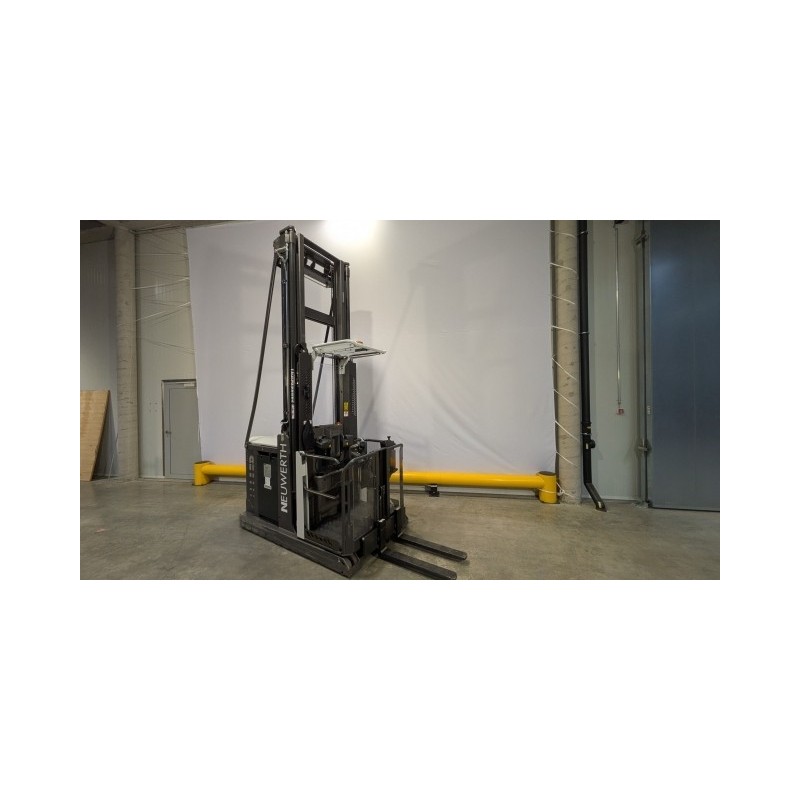 NEUWERTH Logistics SA - Atlet - EPH 125 - Préparateur de commandes NEUWERTH Logistics SA - Atlet - EPH 125 - Préparateur de commandes