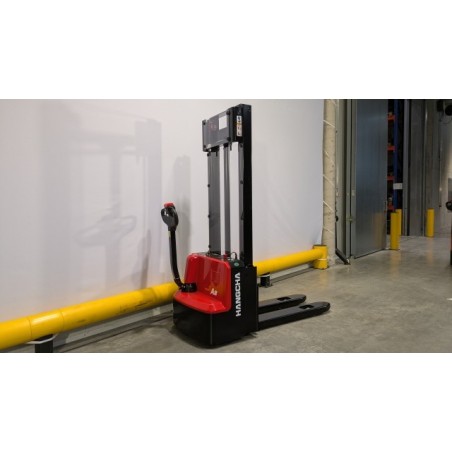 NEUWERTH Logistics SA - Hangcha - CDD12-AMC2-L - Gerbeur électrique NEUWERTH Logistics SA - Hangcha - CDD12-AMC2-L - Gerbeur électrique