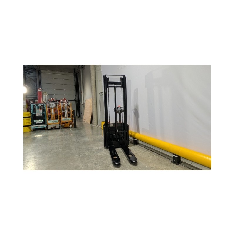 NEUWERTH Logistics SA - Hangcha - CDD12-AMC2-L - Gerbeur électrique NEUWERTH Logistics SA - Hangcha - CDD12-AMC2-L - Gerbeur électrique