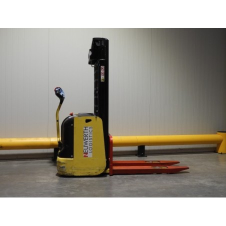 NEUWERTH Logistics SA - Hyster - S1.2-43 - Gerbeur électrique NEUWERTH Logistics SA - Hyster - S1.2-43 - Gerbeur électrique