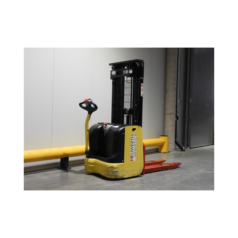 NEUWERTH Logistics SA - Hyster - S1.2-43 - Gerbeur électrique NEUWERTH Logistics SA - Hyster - S1.2-43 - Gerbeur électrique