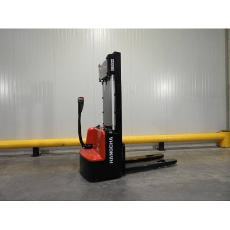 NEUWERTH Logistics SA - Hangcha - CDD10-AMC1-SZ - Gerbeur électrique NEUWERTH Logistics SA - Hangcha - CDD10-AMC1-SZ - Gerbeur électrique