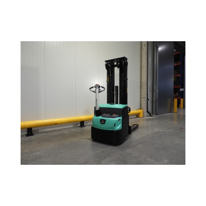 NEUWERTH Logistics SA - Mitsubishi - SBP12N2I - Gerbeur électrique NEUWERTH Logistics SA - Mitsubishi - SBP12N2I - Gerbeur électrique