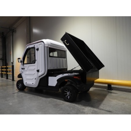 NEUWERTH Logistics SA - Neslift - NESCAR - Tracteur électrique
