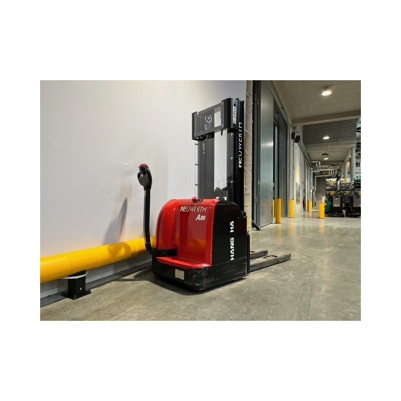 NEUWERTH Logistics SA - Hangcha - CDD20-AC2 - Gerbeur électrique NEUWERTH Logistics SA - Hangcha - CDD20-AC2 - Gerbeur électrique