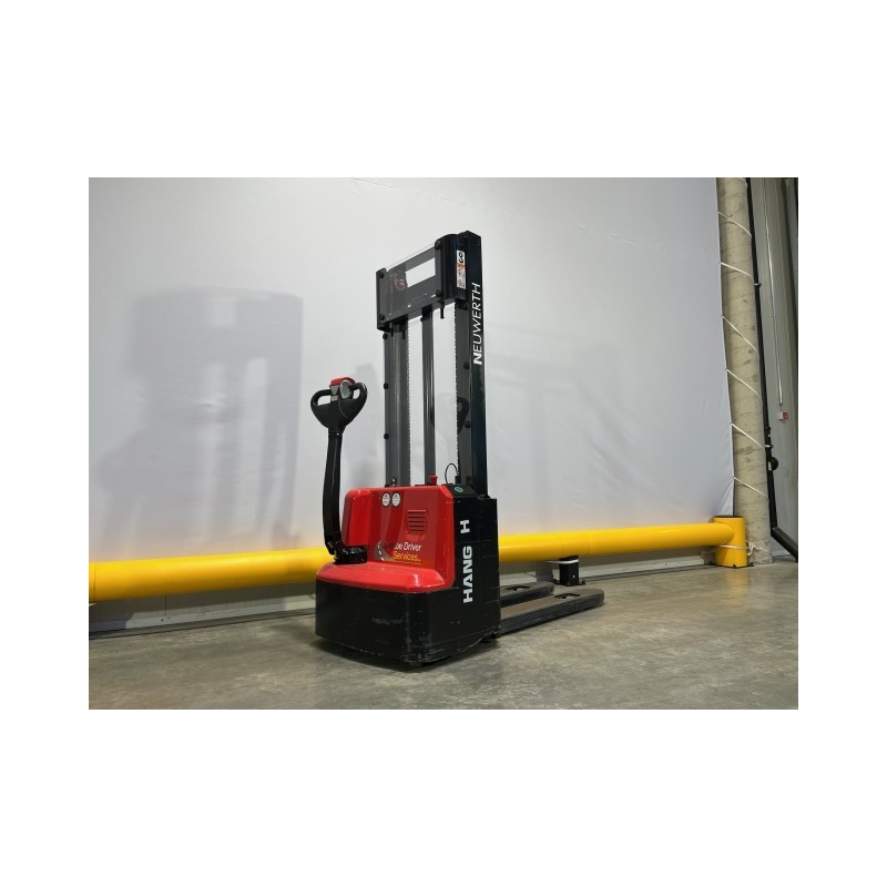 NEUWERTH Logistics SA - Hangcha - CDD12-AMC1-L - Gerbeur électrique NEUWERTH Logistics SA - Hangcha - CDD12-AMC1-L - Gerbeur électrique