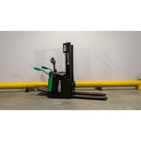 NEUWERTH Logistics SA - Hangcha - CDD16-AC2S-L-I - Gerbeur électrique NEUWERTH Logistics SA - Hangcha - CDD16-AC2S-L-I - Gerbeur électrique