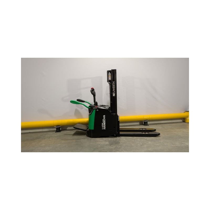 NEUWERTH Logistics SA - Hangcha - CDD16-AC2S-L-I - Gerbeur électrique NEUWERTH Logistics SA - Hangcha - CDD16-AC2S-L-I - Gerbeur électrique