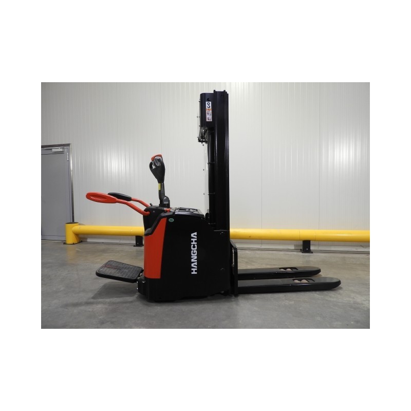 NEUWERTH Logistics SA - Hangcha - CDD16-AZ3S-L - Gerbeur électrique NEUWERTH Logistics SA - Hangcha - CDD16-AZ3S-L - Gerbeur électrique
