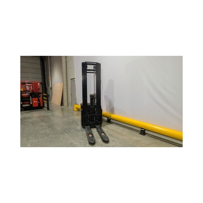 NEUWERTH Logistics SA - Hangcha - CDD16-AC1-L - Gerbeur électrique NEUWERTH Logistics SA - Hangcha - CDD16-AC1-L - Gerbeur électrique