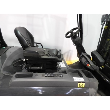 NEUWERTH Logistics SA - Mitsubishi - FB25ACN - Chariot-élévateur électrique