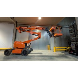 NEUWERTH Logistics SA - Neslift - HUCA16BF - Nacelle-élévatrice