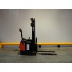NEUWERTH Logistics SA - Hangcha - ES06-CA - Gerbeur électrique