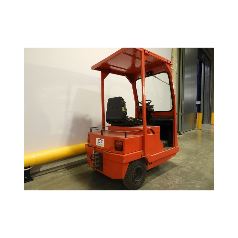 NEUWERTH Logistics SA - Linde - p 50 z - Tracteur électrique
