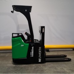 NEUWERTH Logistics SA - Hangcha - CDD20-XT1S-SISUD - Gerbeur électrique 2