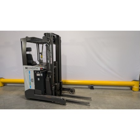 NEUWERTH Logistics SA - Atlet - UND 140 - Chariot à mât retractable