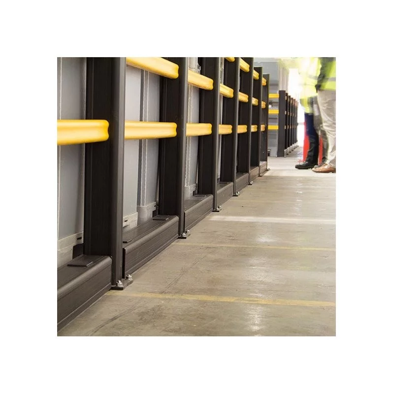 NEUWERTH Logistics SA - Boplan - Bodenaufprallleiste - Rammschutzplanken NEUWERTH Logistics SA - Boplan - Bodenaufprallleiste - Rammschutzplanken