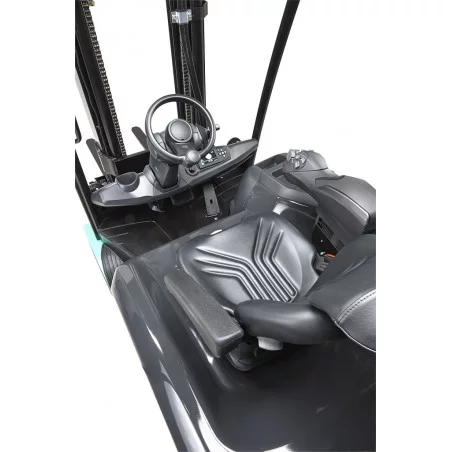 NEUWERTH Logistics SA - Mitsubishi Forklift Trucks - EDiA EX - FB35N - 4-Rad Elektro-Gabelstapler