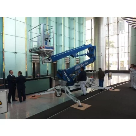 NEUWERTH Logistics SA - Palazzani - PALAZZANI TZX 190 C/R - Spinnenhebebühne NEUWERTH Logistics SA - Palazzani - PALAZZANI TZX 190 C/R - Spinnenhebebühne