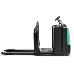 NEUWERTH Logistics SA - Mitsubishi Forklift Trucks - VELiA ES - OPB20-25N2 - Commissionatore 2