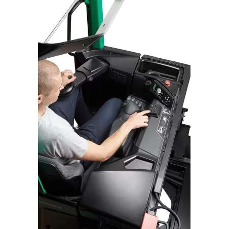 NEUWERTH Logistics SA - Mitsubishi Forklift Trucks - SENSiA EX multi - Carrello retrattile