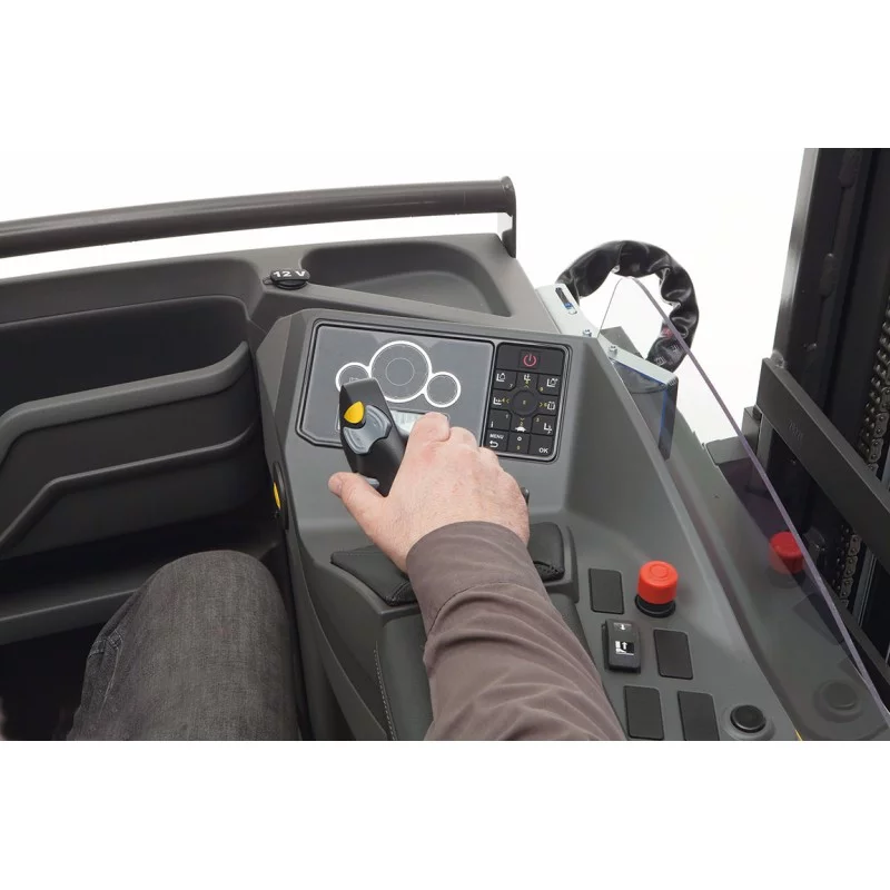 NEUWERTH Logistics SA - Mitsubishi Forklift Trucks - RB20N3HX Teleskop - Schubmaststapler