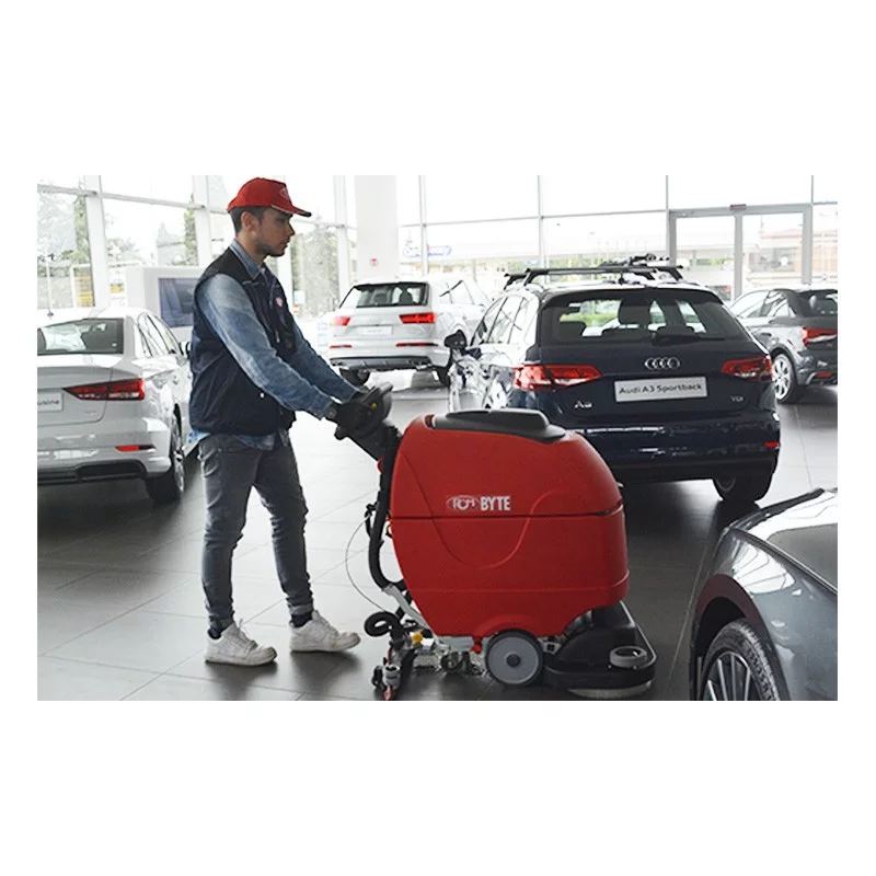 NEUWERTH Logistics SA - RCM - RCM Byte II - Lavapavimenti